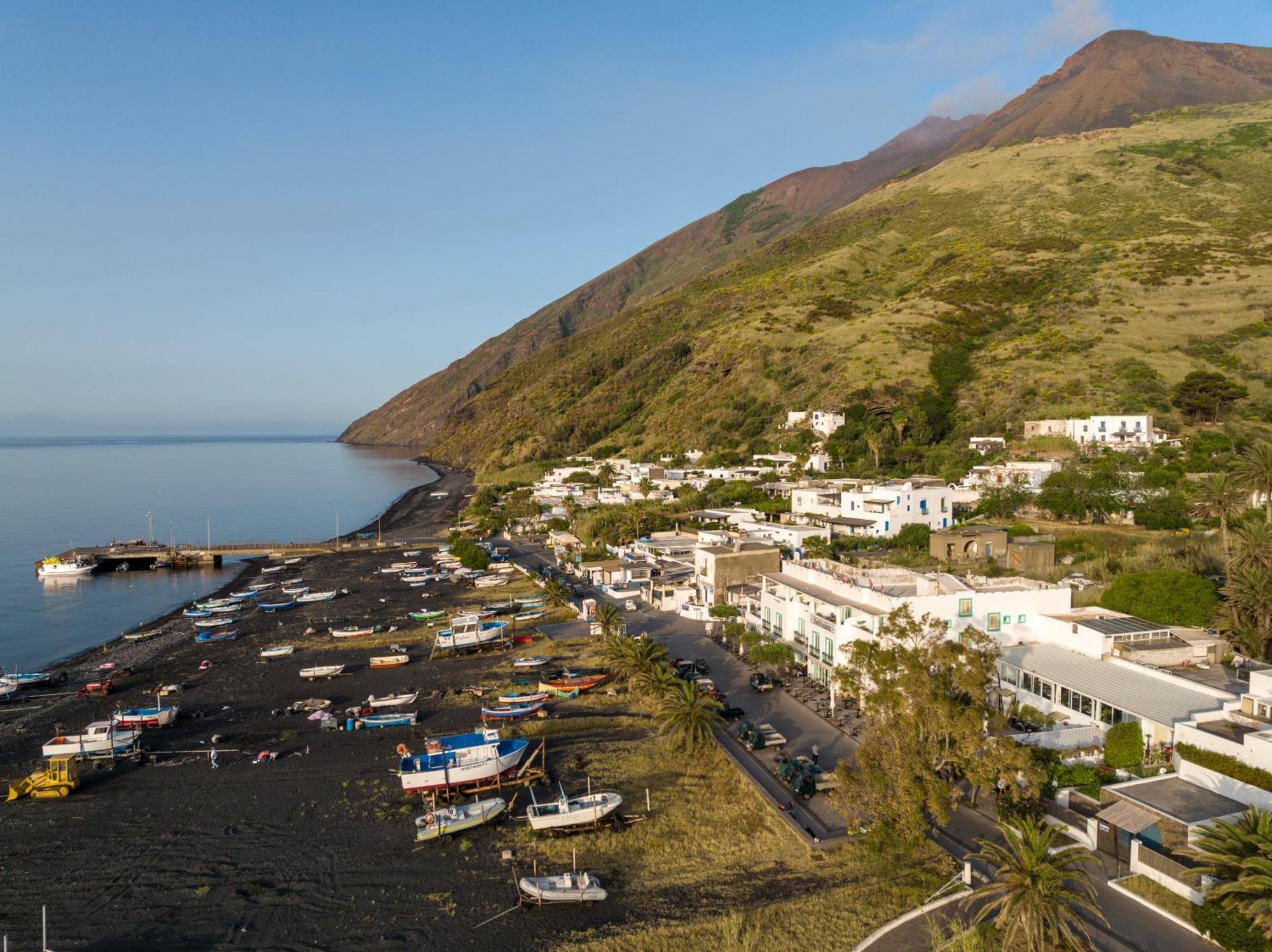 Hotel Ossidiana Stromboli Center Exterior foto